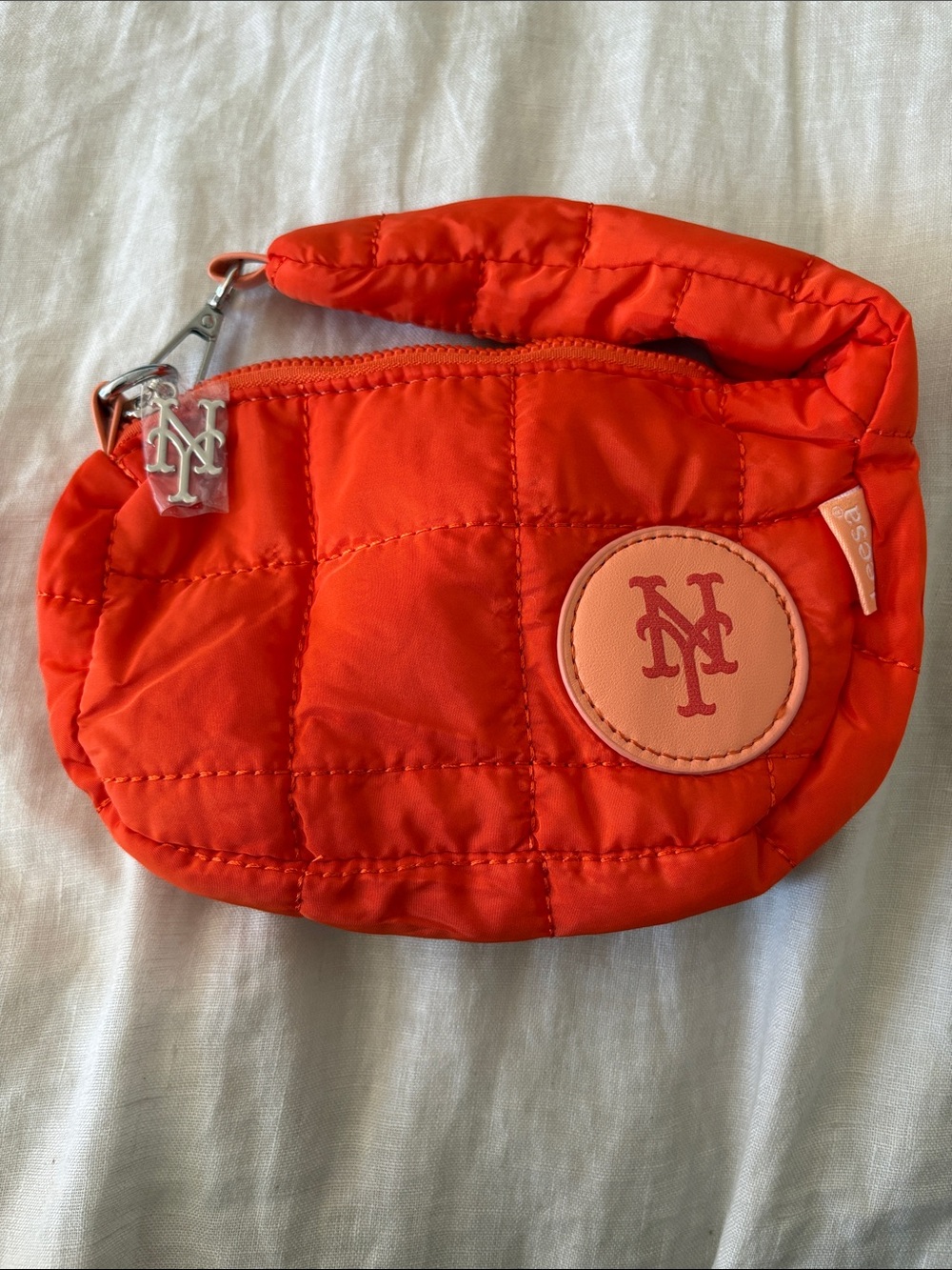 NY METS puffer bag